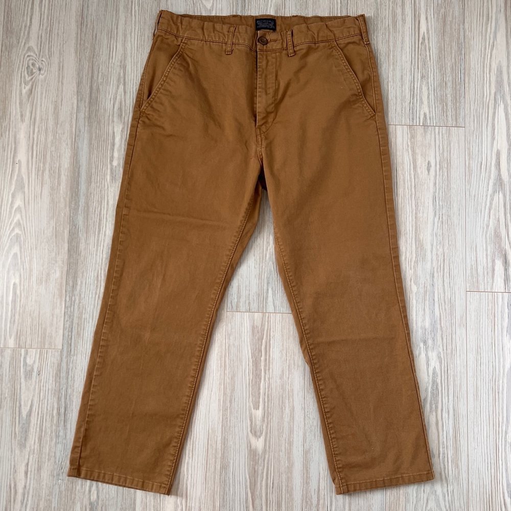 Levis Chinos Khaki Men’s Pants Size 34”W x 28”L